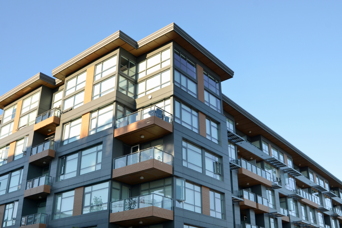 5 Benefits of an Apartment Complex Recycling Program WasteXperts